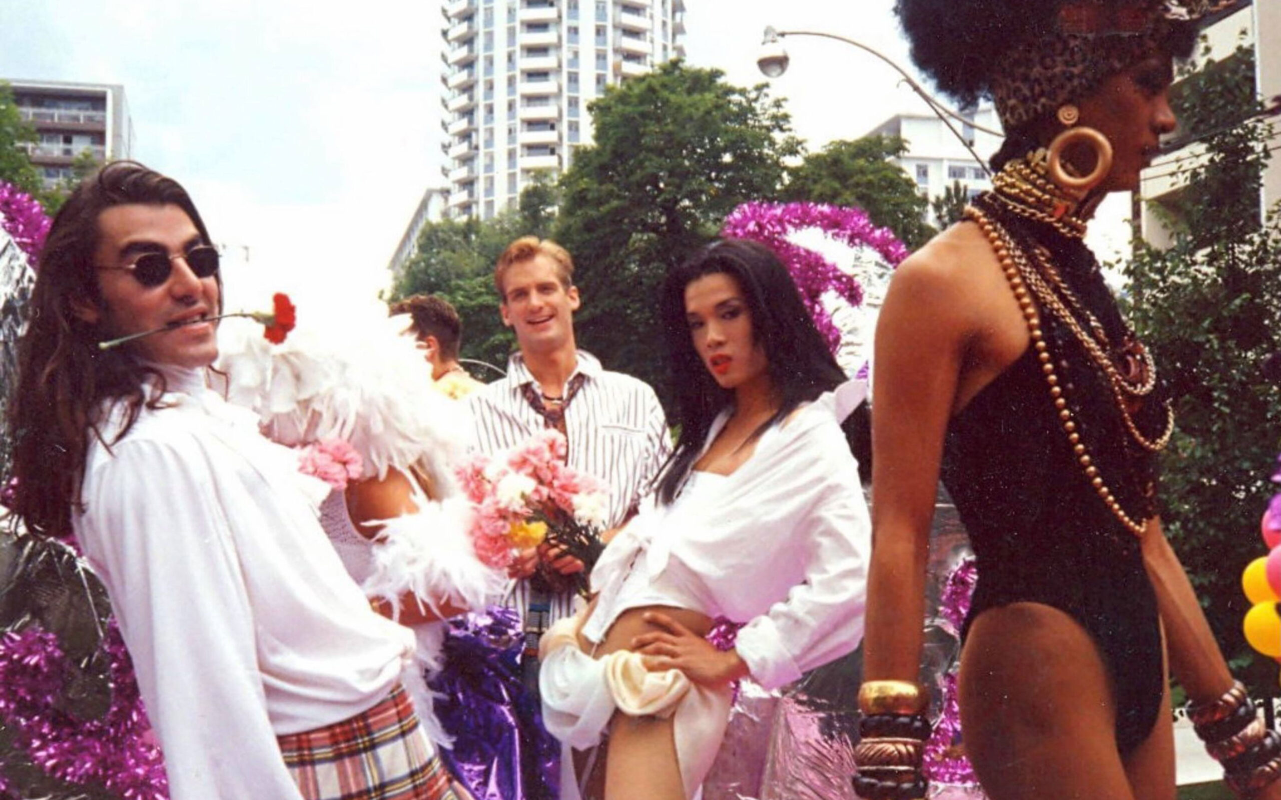 40-queer-folks-and-allies-share-their-memories-from-pride-toronto’s-first-40-years