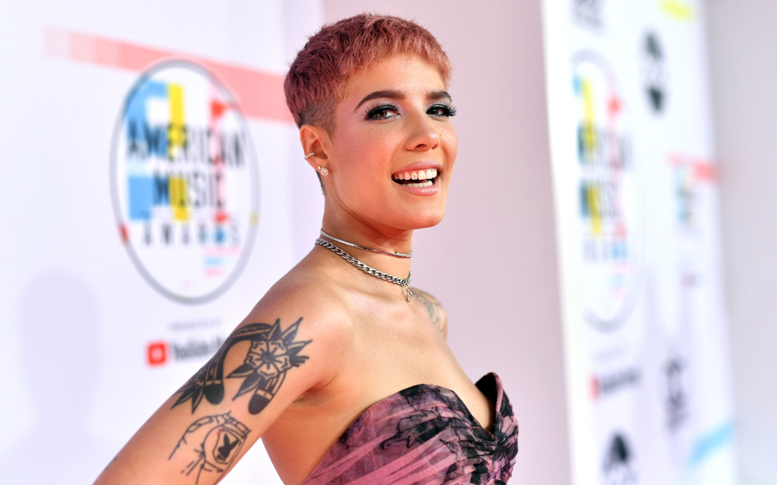 halsey-announced-the-arrival-of-their-baby-in-a-heartwarming-instagram-post