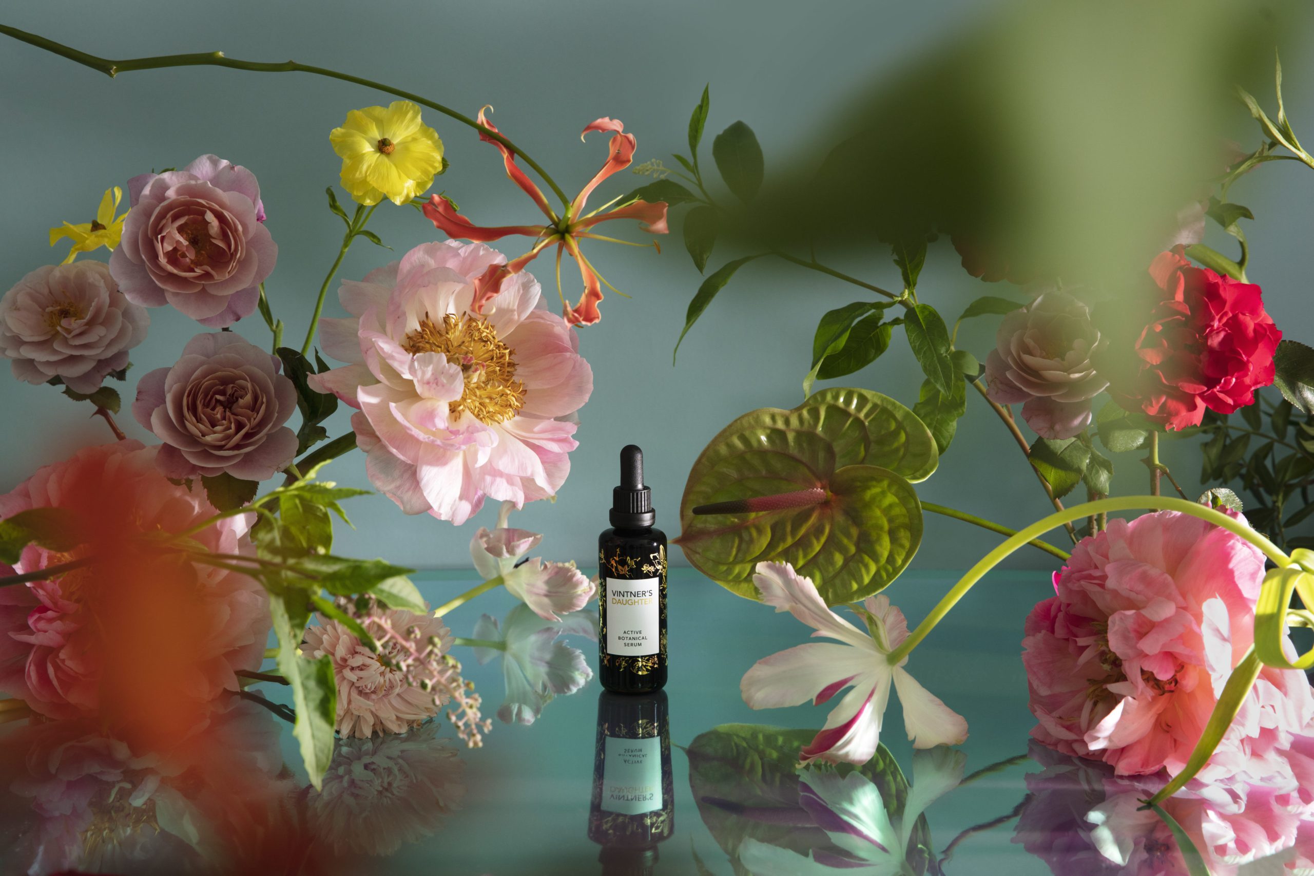 a-limited-edition-of-celeb-fave-vintner’s-daughter-serum-+-more-beauty-news