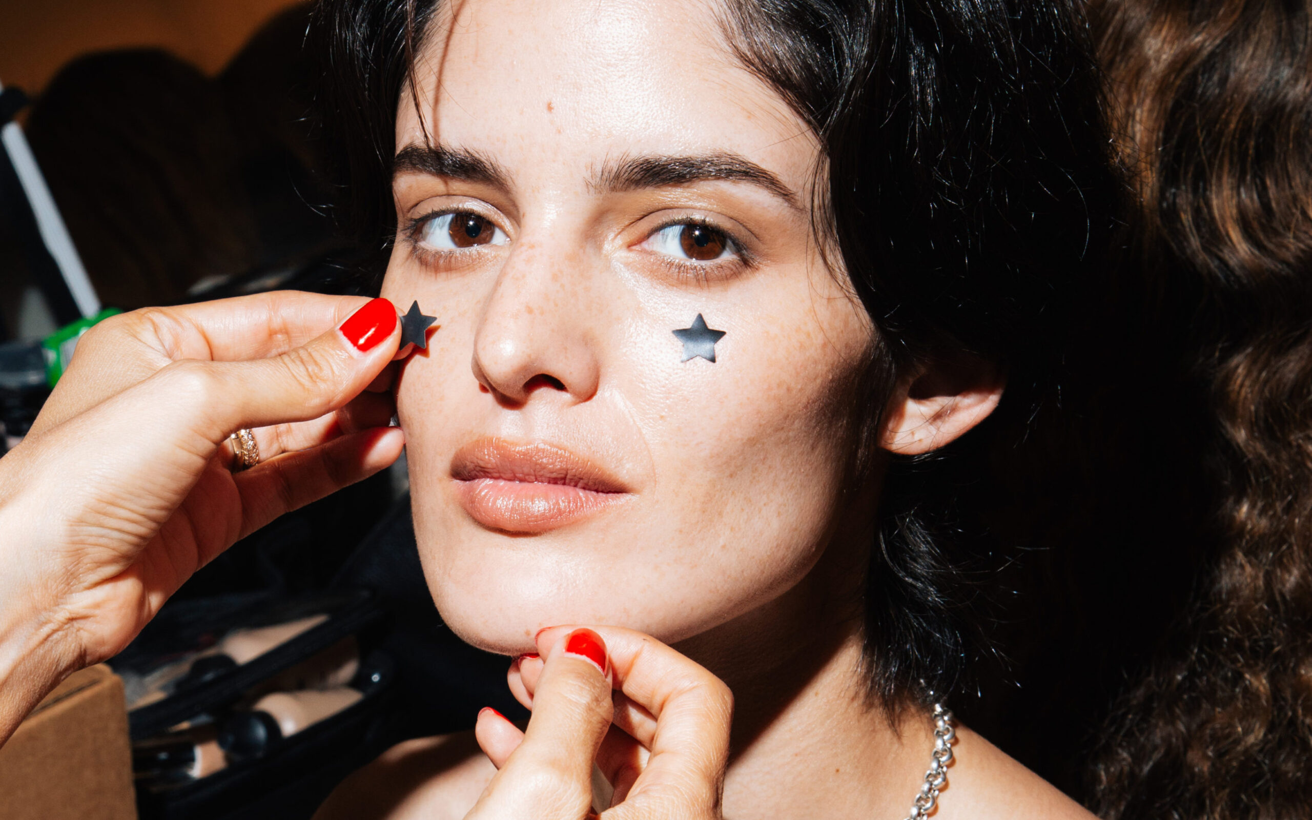 starface-pimple-patches-make-their-runway-debut-+-more-beauty-news